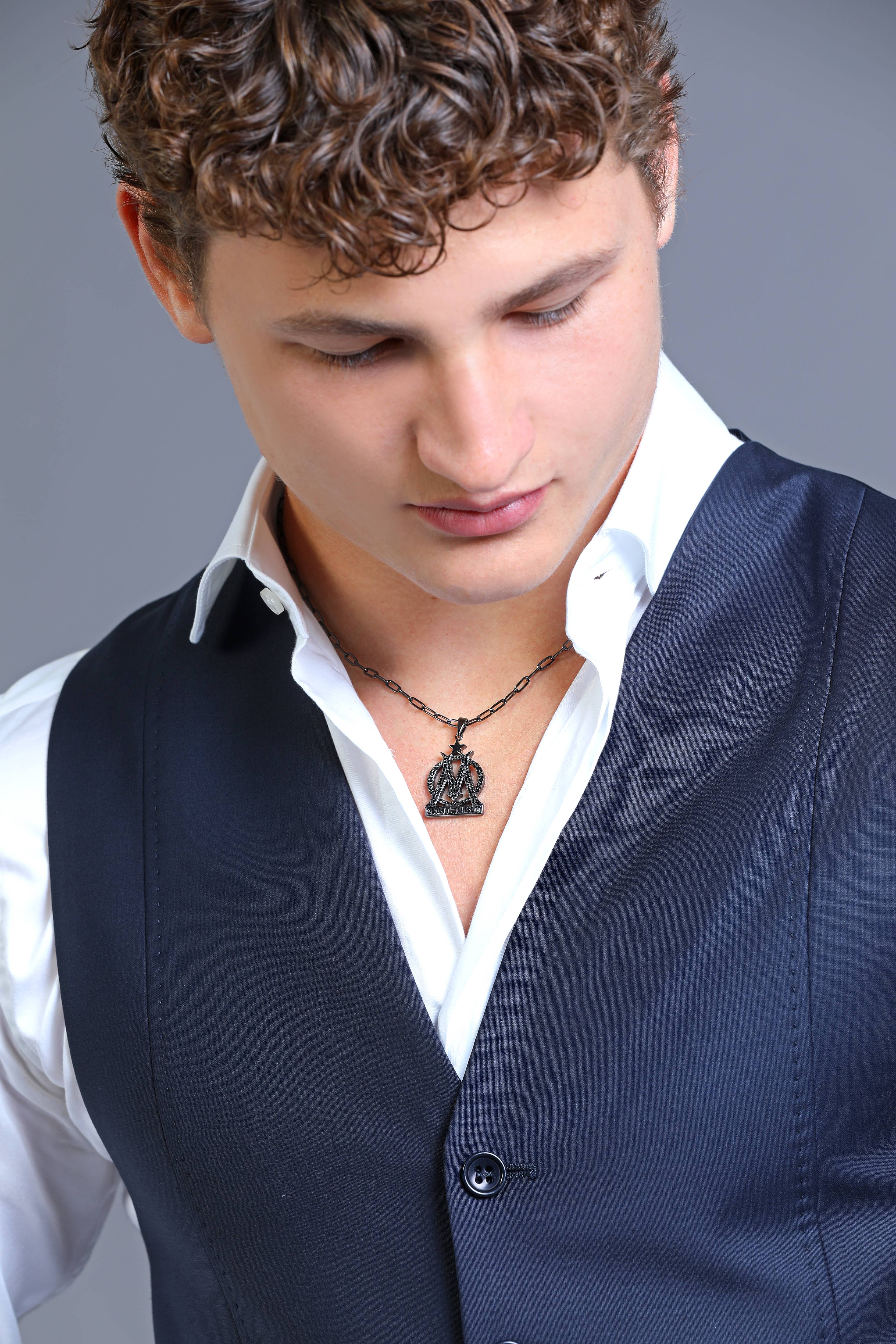 Collier logo So black Collection Olympique de Marseille